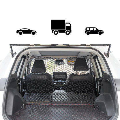 grille de séparation coffre installée dans un SUV vue de l'arrière, compatible berline camion et SUV