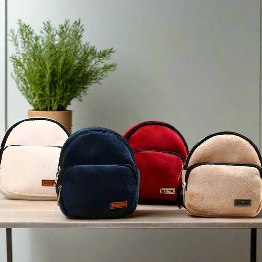 Sac à dos pour chien WoufWay™ sur une table couleurs multiples