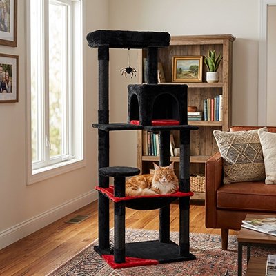 Arbre chat gothique noir et rouge avec chat roux allongé sur le hamac et araignée décorative suspendue 