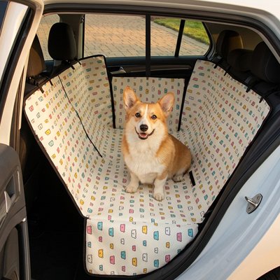Hamac voiture pour chien motif coloré blanc avec corgi souriant sur la banquette arrière