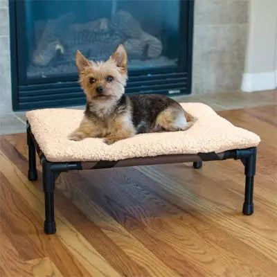 lit  surélevé pour chien confortable