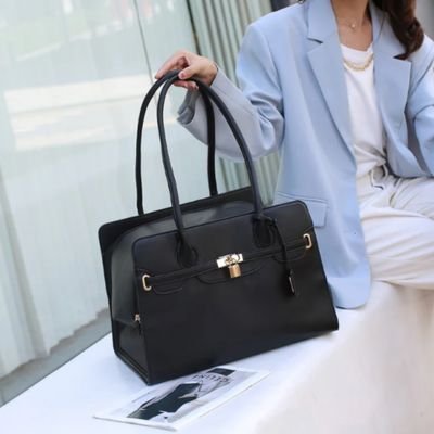 Sac de transport chats simili cuir noir